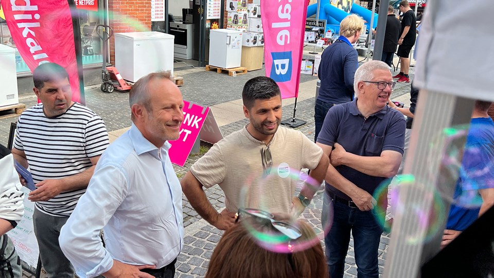 Martin Lidegaard på gaden i Taastrup